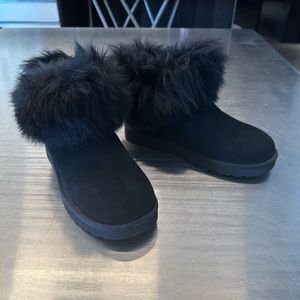 Women’s Classic Mini Fluff Collar Uggs